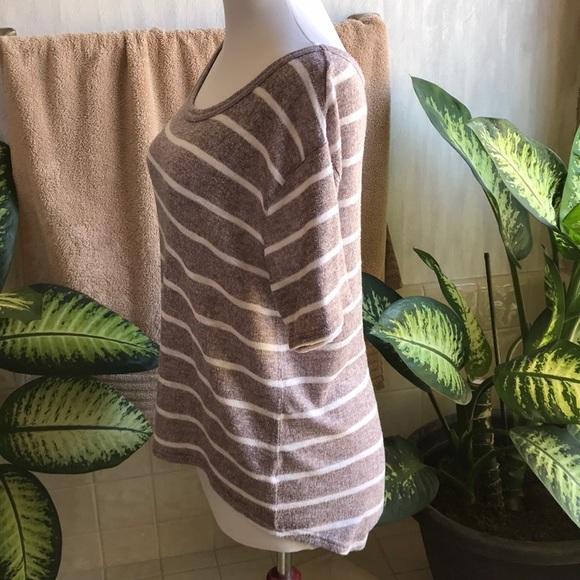 Tan and cream striped top - Picture 3 of 4